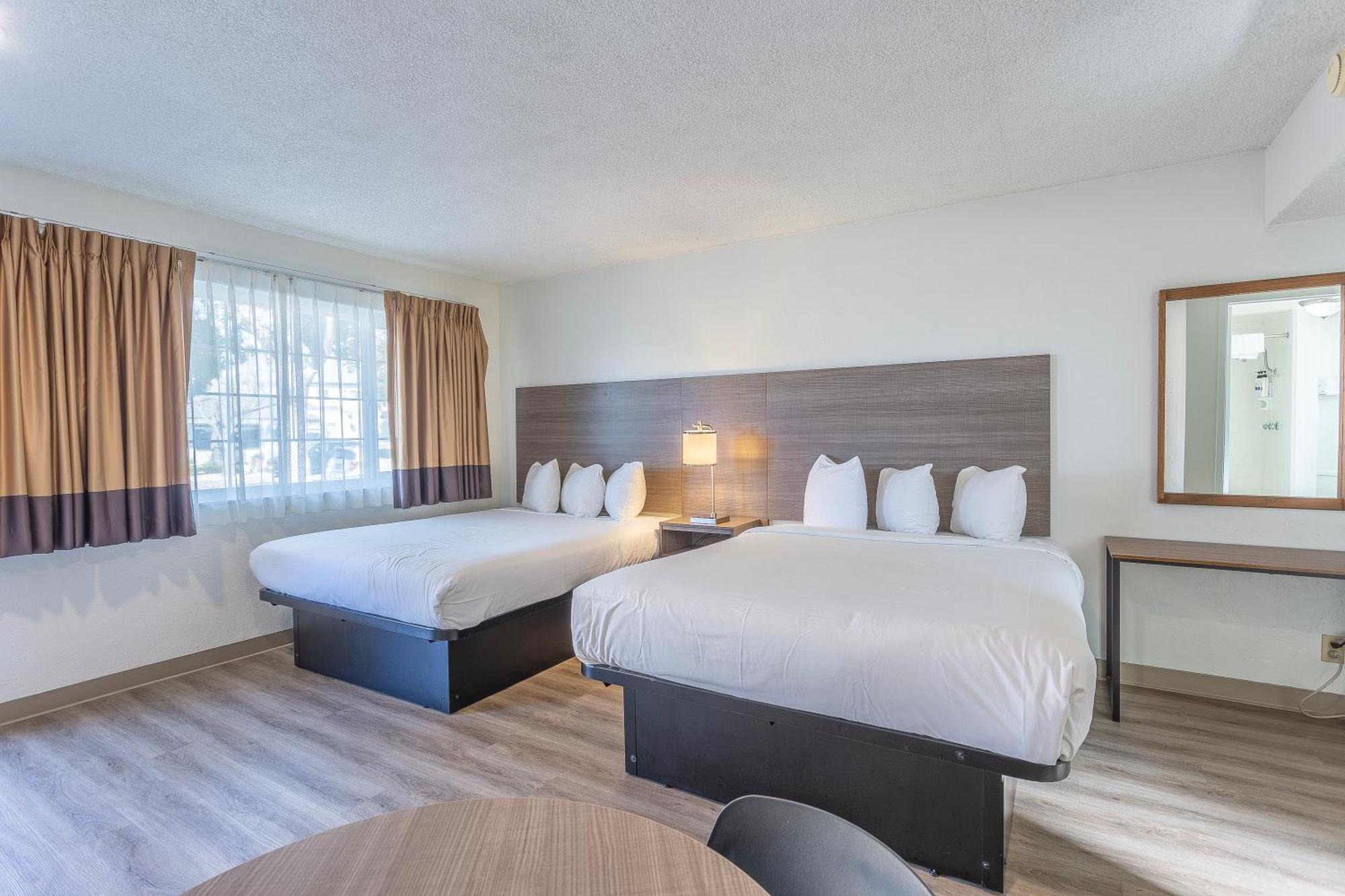 Coastal Breeze Inn Морро Бей Экстерьер фото