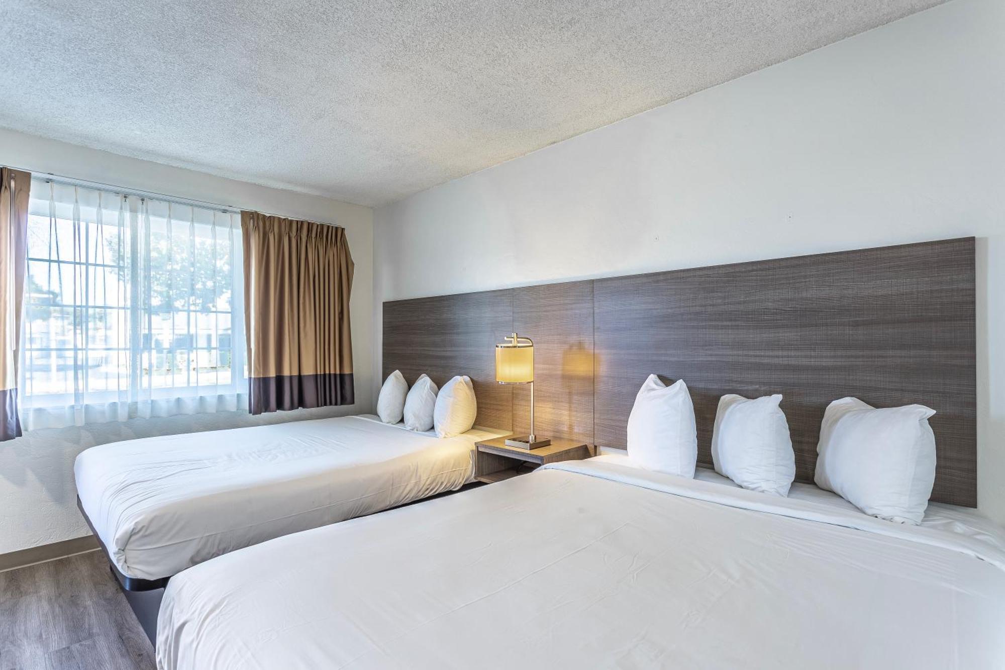 Coastal Breeze Inn Морро Бей Экстерьер фото